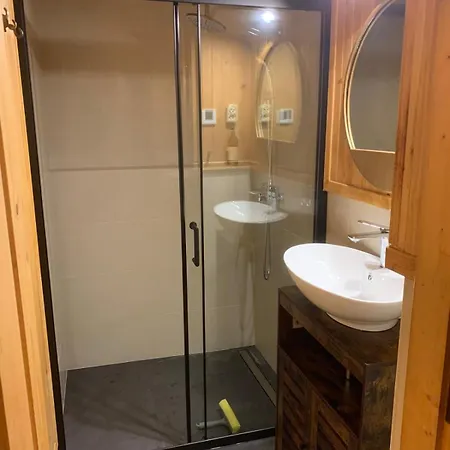 Dom Z Linia Brzegowa Narwi Пултуск